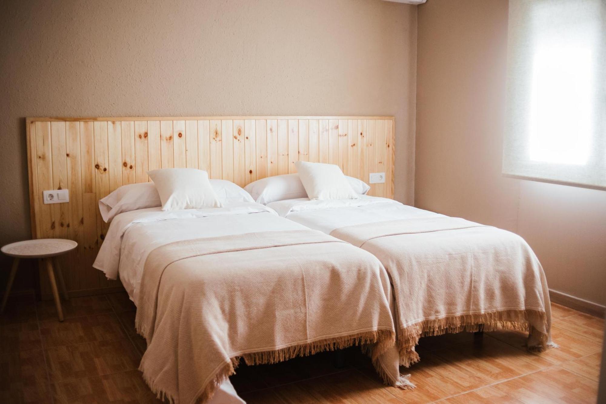 Hostal Entreolivos Бадахос Екстериор снимка